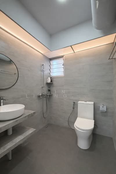 443A Fernvale Road HDB Flat For Sale at S$ 699,999 | PropertyGuru Singapore - Bathroom