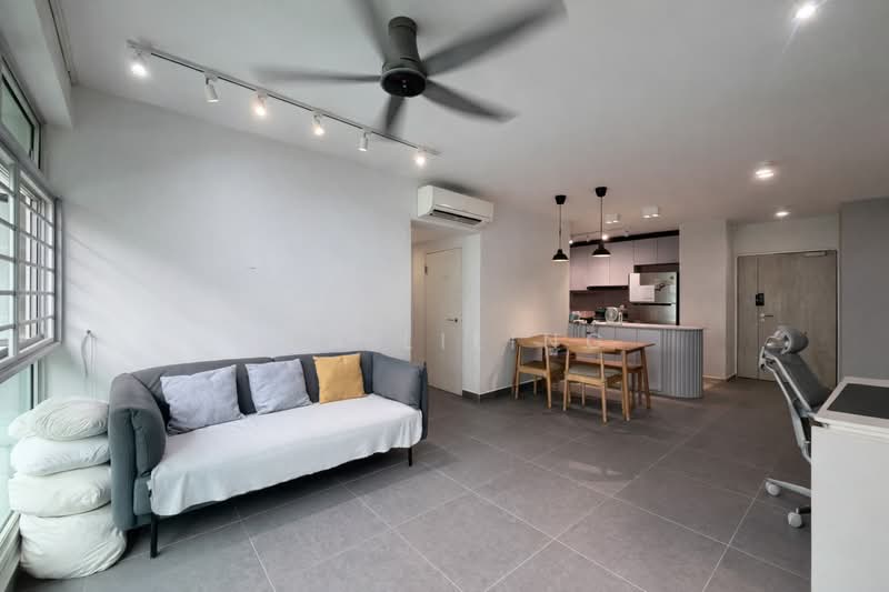 443A Fernvale Road HDB Flat For Sale at S$ 699,999 | PropertyGuru Singapore - Living Room