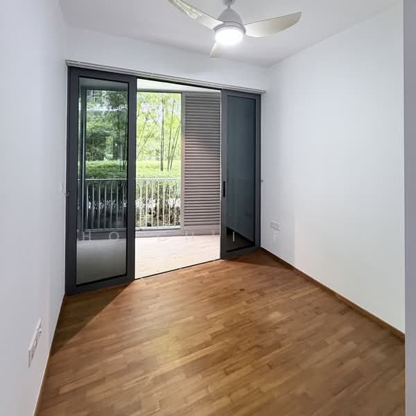 Parc Centros Condominium For Sale at S$ 1,698,000 | PropertyGuru Singapore - Balcony