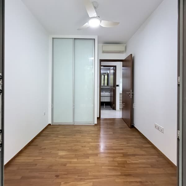 Parc Centros Condominium For Sale at S$ 1,698,000 | PropertyGuru Singapore - Interior