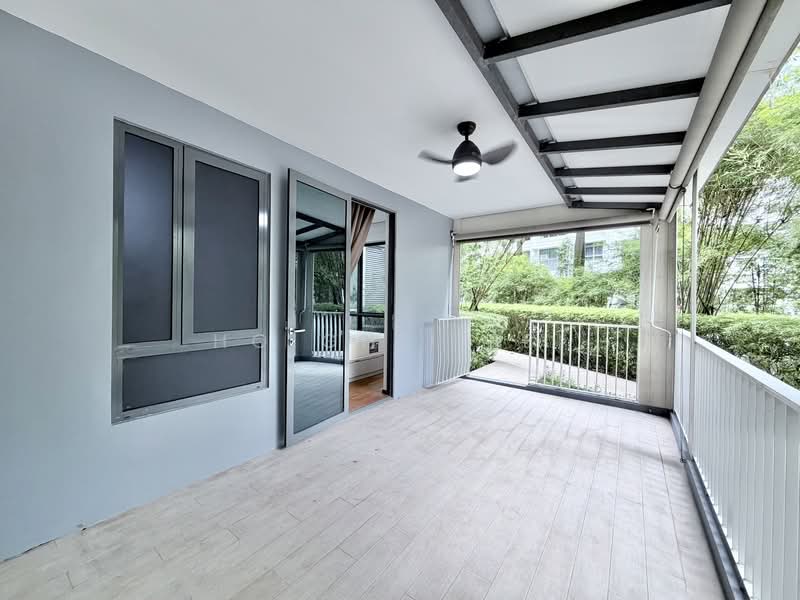 Parc Centros Condominium For Sale at S$ 1,698,000 | PropertyGuru Singapore - Balcony