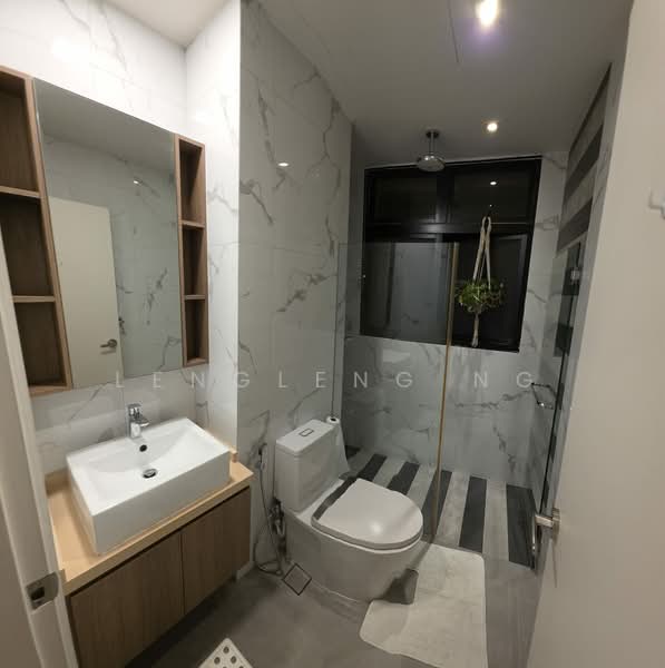 Casa Esperanza, 995 Bukit Timah Road, 3 Bedrooms, 2,002 sqft, Condominium For Rent, by Lengleng Ng, 500099367 - Common Bathroom - PropertyGuru.com.sg