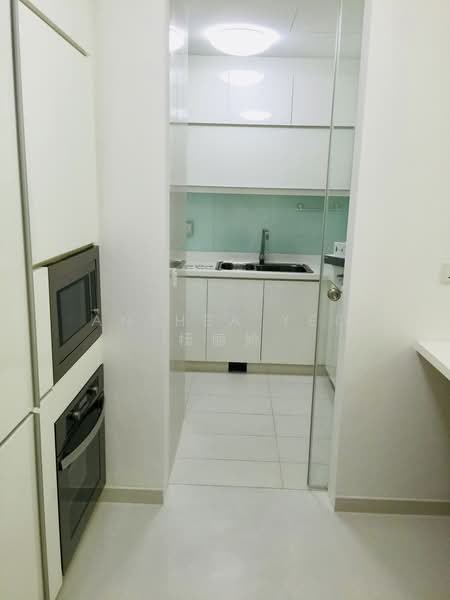Soleil @ Sinaran Condominium For Sale at S$ 2,800,000 | PropertyGuru Singapore - Kitchen