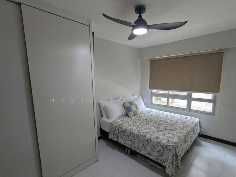 613C Punggol Drive HDB Flat For Sale at S$ 530,000 | PropertyGuru Singapore - Master Bedroom
