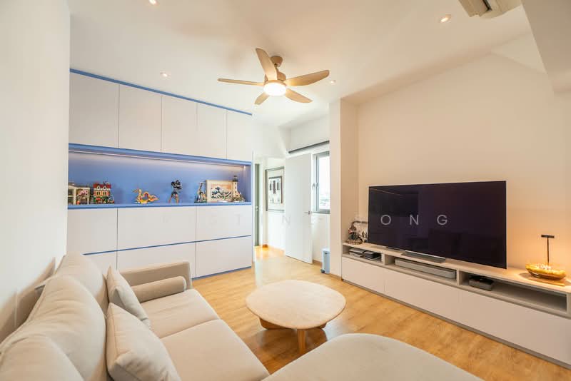 Meridian 38 Apartment For Sale at S$ 2,199,999 | PropertyGuru Singapore - Master suite