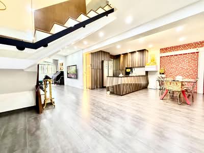 For Sale - 853 Hougang Central