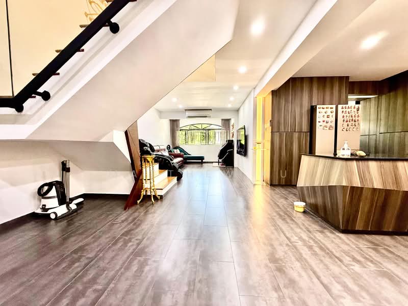 853 Hougang Central HDB Flat For Sale at S$ 1,418,000 | PropertyGuru Singapore - Living Room