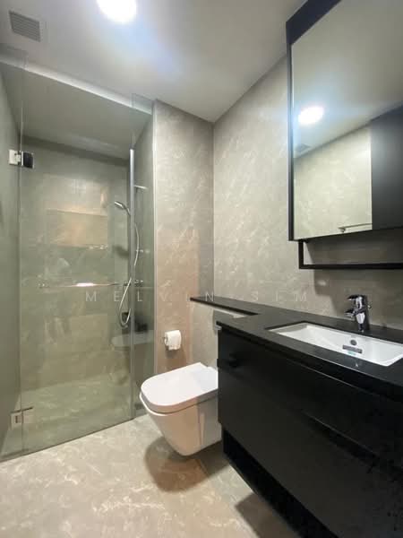 Park Colonial Condominium For Sale at S$ 1,700,000 | PropertyGuru Singapore - Bathroom