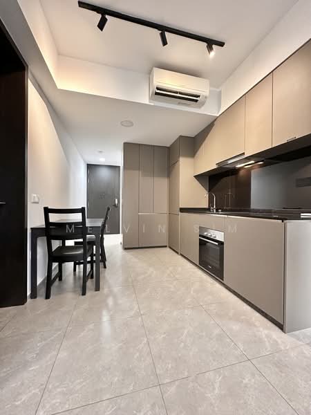 Park Colonial, 8 Woodleigh Lane, 2 Bedrooms, 667 sqft, Condominium For Sale, by Melvin Sim, 500099395 - Kitchen - PropertyGuru.com.sg