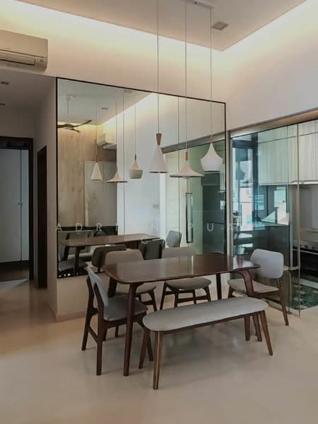 Open house Dual Key Condo in Telok Kurau Condominium For Sale at S$ 2,600,000 | PropertyGuru Singapore - Dining Room