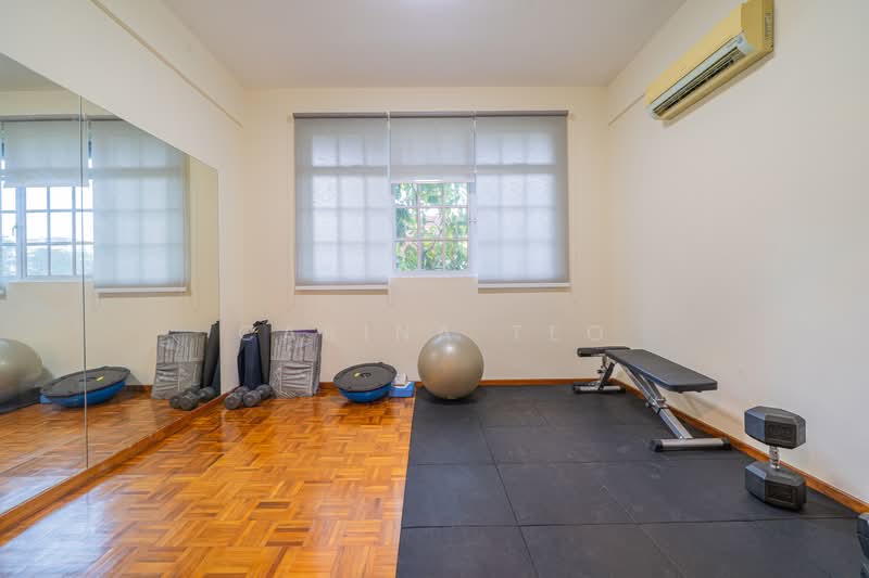 Freehold Bungalow at Kovan MRT - Richards Avenue, Richards Avenue/Flower Road/Lowland Road, 7 Bedrooms, 4,500 sqft, Bungalow House For Sale, by Carina Teo, 500099415 - Gym room - PropertyGuru.com.sg