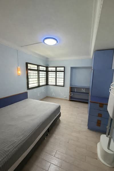 529 Jelapang Road HDB Flat For Sale at S$ 988,888 | PropertyGuru Singapore - Bedroom
