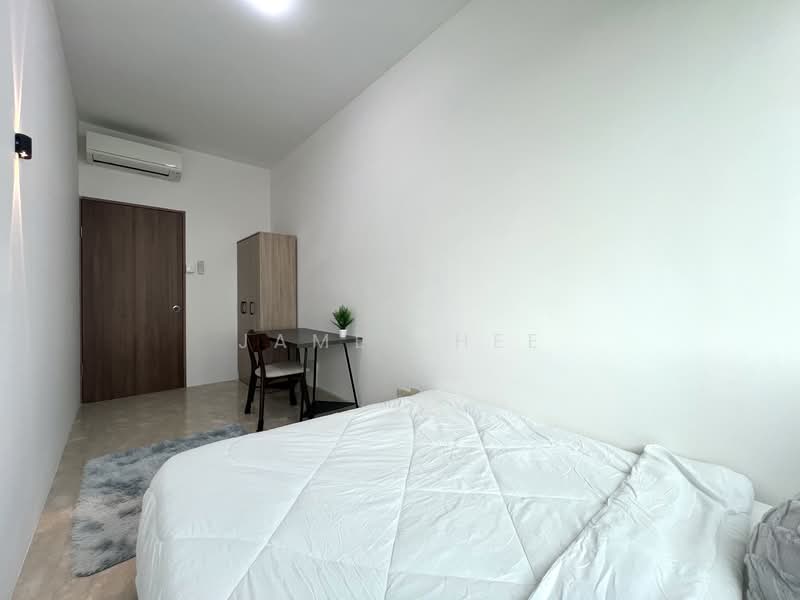 Hazel Park Condo, 25 Hazel Park Condo, Room Rental, 110 sqft, Condominium For Rent, by James Hee, 500099422 - R4 - PropertyGuru.com.sg