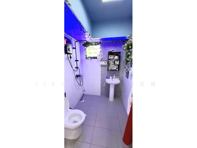 103A Bidadari Park Drive HDB Flat For Sale at S$ 860,888 | PropertyGuru Singapore - Master Bathroom