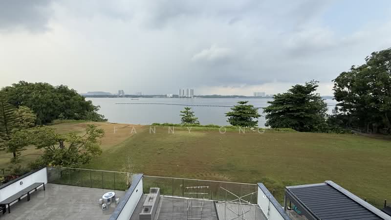 Bungalow By The Sea Detached House For Sale at S$ 5,999,999 | PropertyGuru Singapore - Exterior