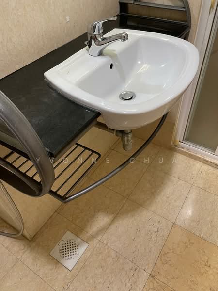 Compass Heights, 9 Sengkang Square, 1 Bedroom, 700 sqft, Condominium For Rent, by Yvonne Chua, 500099430 - Bathroom - PropertyGuru.com.sg