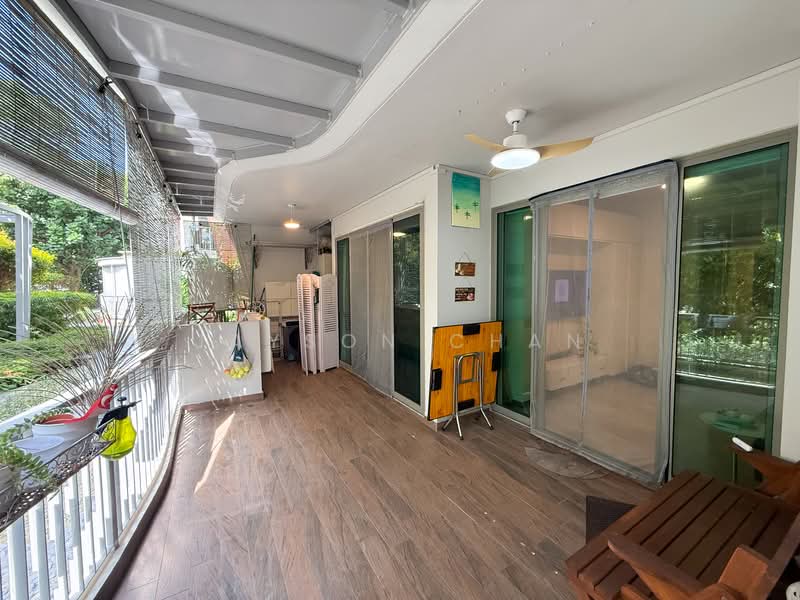 Ripple Bay Condominium For Sale at S$ 1,380,000 | PropertyGuru Singapore - Balcony