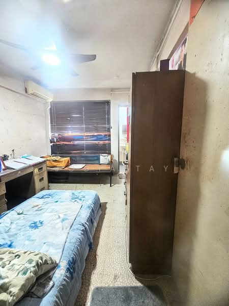 For Sale - 607 Clementi West Street 1