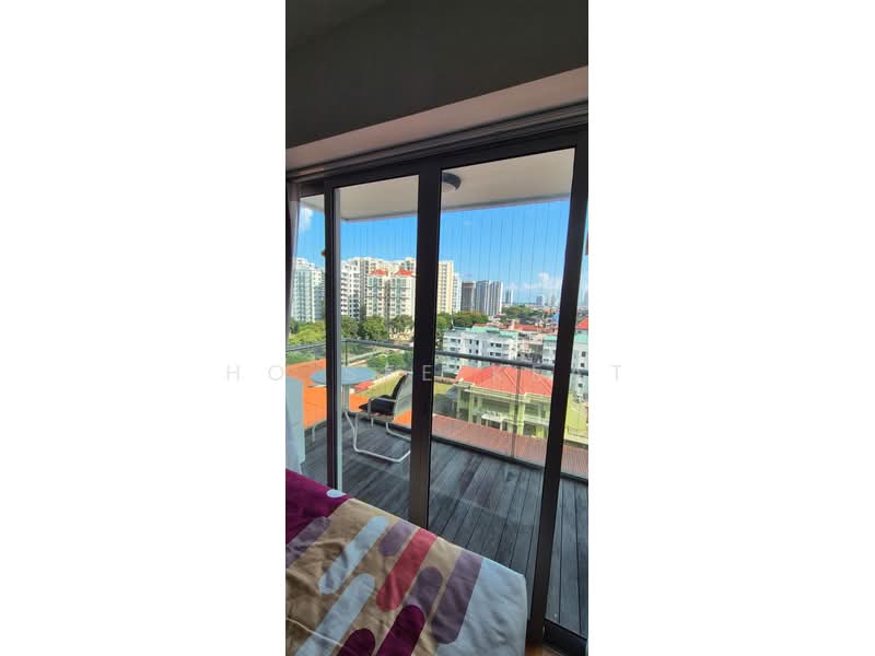 Esta Ruby Condominium For Sale at S$ 1,780,000 | PropertyGuru Singapore - Balcony - Masterbed room