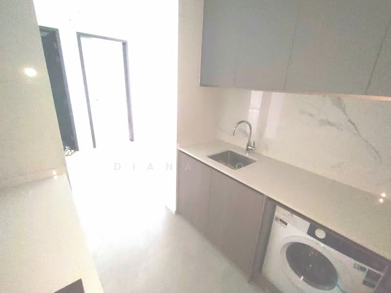 The Watergardens at Canberra, 37 Canberra Drive, 2 Bedrooms, 678 sqft, Condominium For Rent, by Diana Yow, 500099451 - Kitchen - PropertyGuru.com.sg