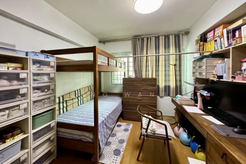 262 Bishan Street 22 HDB Flat For Sale at S$ 799,000 | PropertyGuru Singapore - Bedroom