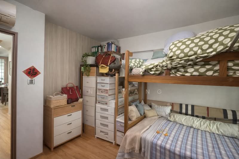 262 Bishan Street 22 HDB Flat For Sale at S$ 799,000 | PropertyGuru Singapore - Bedroom