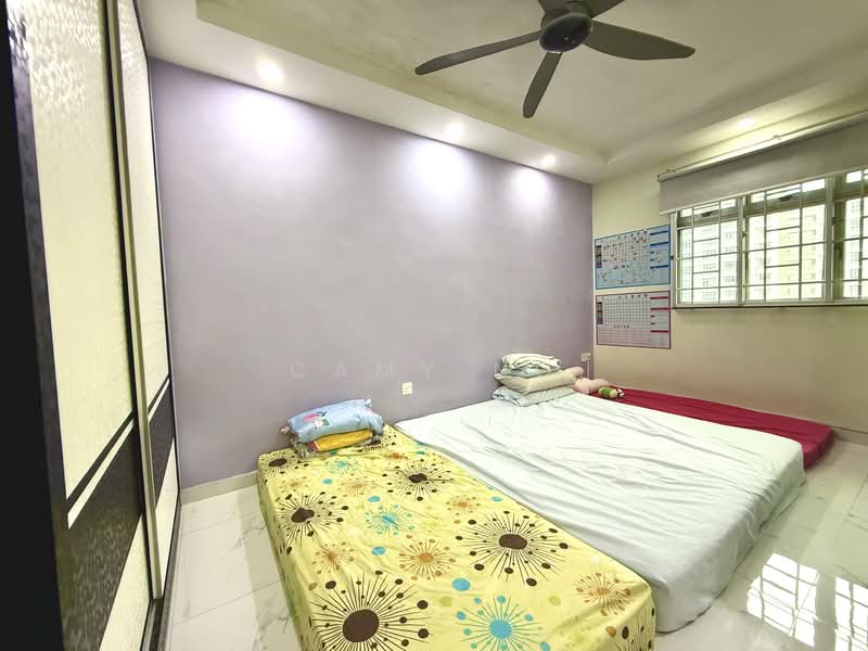 803A Keat Hong Close HDB Flat For Sale at S$ 620,000 | PropertyGuru Singapore - Bedroom