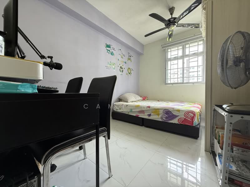 803A Keat Hong Close HDB Flat For Sale at S$ 620,000 | PropertyGuru Singapore - Bedroom