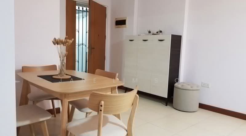 420 Clementi Avenue 1, 420 Clementi Avenue 1, Room Rental, 150 sqft, HDB Flat For Rent, by Jane Lim S C, 500099466 - Dining Room - PropertyGuru.com.sg