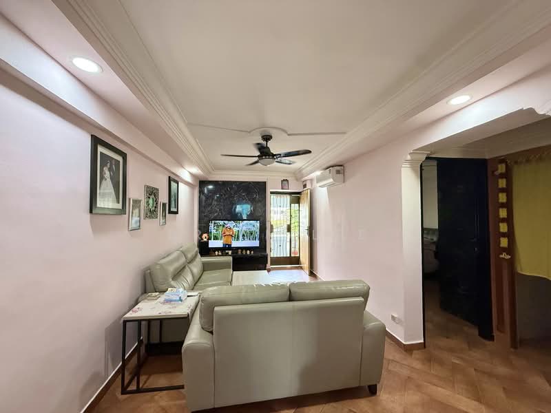 167 Woodlands Street 11, 167 Woodlands Street 11, Room Rental, 100 sqft, HDB Flat For Rent, by Brian Lee, 500099482 - Living Room - PropertyGuru.com.sg