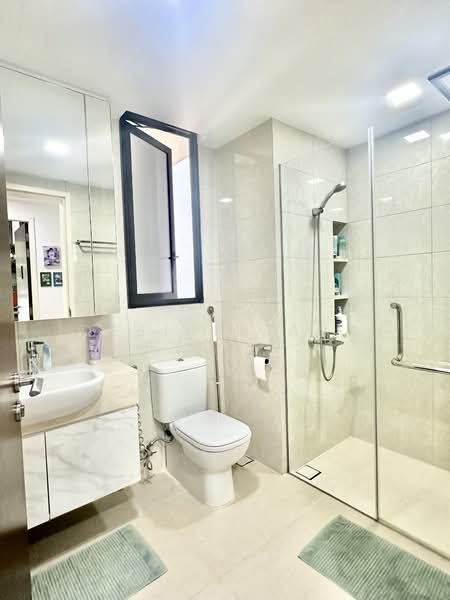 Archipelago Condominium For Sale at S$ 2,999,999 | PropertyGuru Singapore - Guest Bathroom