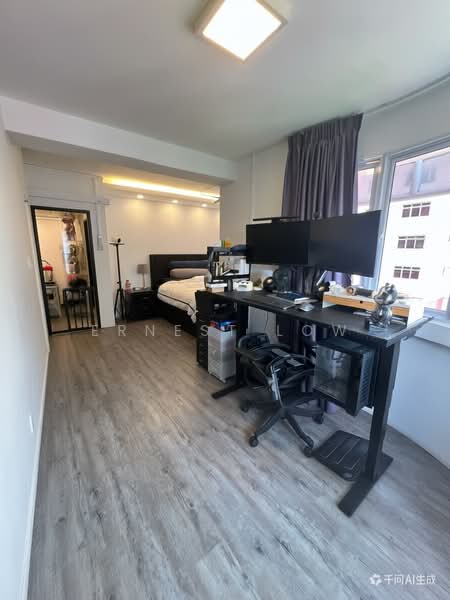 12 Jalan Bukit Merah HDB Flat For Sale at S$ 920,000 | PropertyGuru Singapore - Bedroom