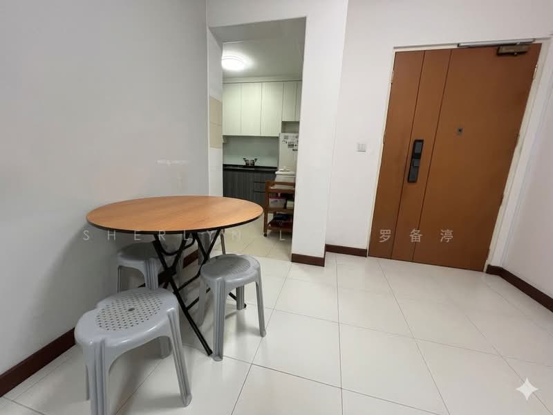 602C Punggol Central HDB Flat For Sale at S$ 558,000 | PropertyGuru Singapore - Kitchen
