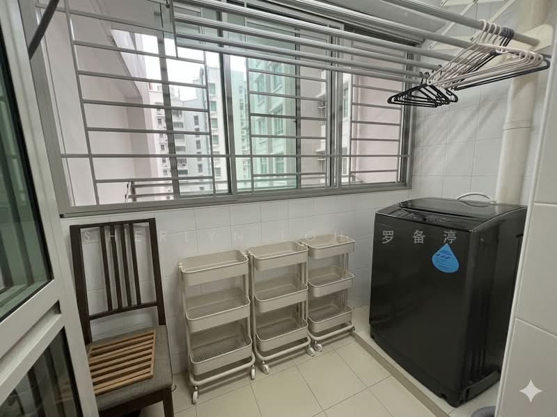 602C Punggol Central HDB Flat For Sale at S$ 558,000 | PropertyGuru Singapore - Balcony