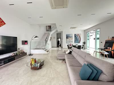 For Sale - Seletar Hills Estate