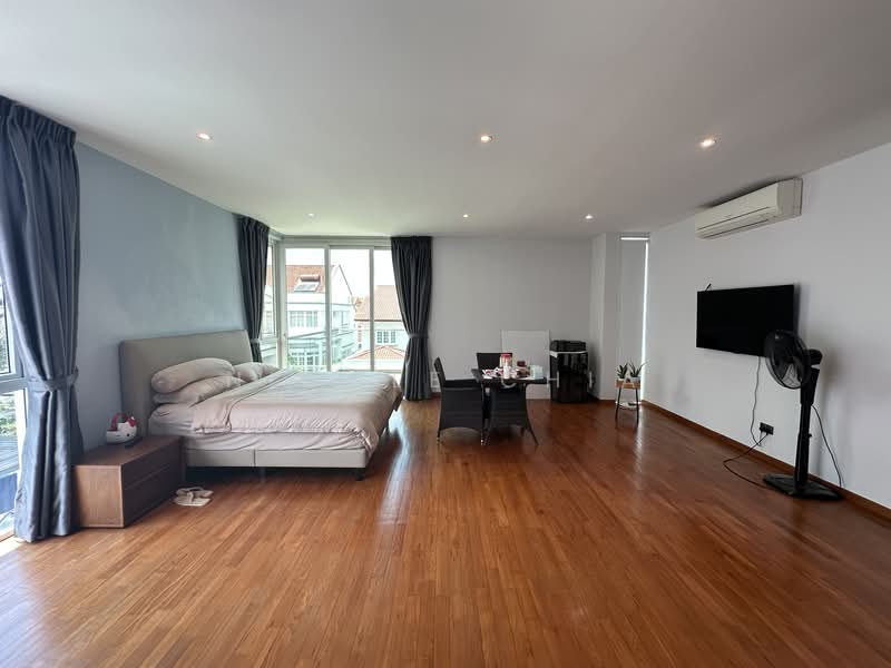 Seletar Hills Estate, Jalan Redop, 6 Bedrooms, 5,000 sqft, Semi-Detached House For Sale, by Nicole Chia, 500099524 - Bedroom - PropertyGuru.com.sg