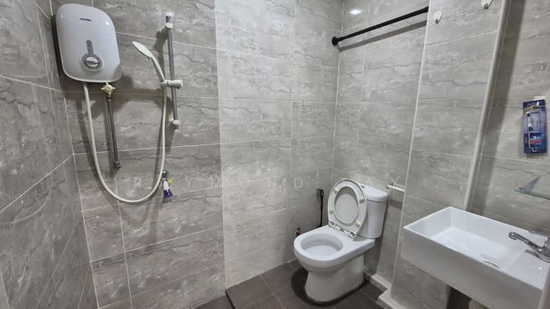 Room near Dakota MRT, , Room Rental, 220 sqft, Terraced House For Rent, by Raymond Tay, 500099526 - Bathroom - PropertyGuru.com.sg