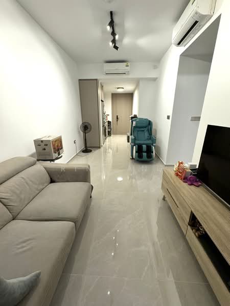 Dairy Farm Residences, 8 Dairy Farm Lane, 2 Bedrooms, 710 sqft, Condominium For Sale, by Rina Ang, 500099531 - Living Room - PropertyGuru.com.sg