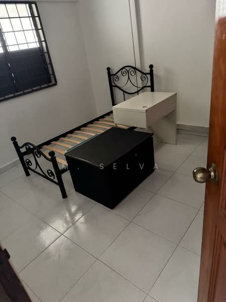 264 Waterloo Street, 264 Waterloo Street, 2 Bedrooms, 688 sqft, HDB Flat For Rent, by M. Selva, 500099536 - Bedroom - PropertyGuru.com.sg