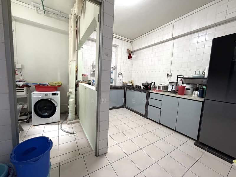 866 Jurong West Street 81, 866 Jurong West Street 81, Room Rental, 130 sqft, HDB Flat For Rent, by Ian Teo, 500099540 - Kitchen - PropertyGuru.com.sg