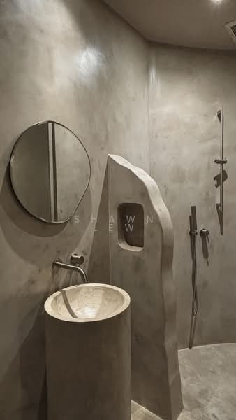 Seasons Park Condominium For Sale at S$ 1,880,000 | PropertyGuru Singapore - Common Bathroom