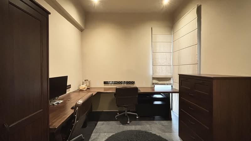 Seasons Park Condominium For Sale at S$ 1,880,000 | PropertyGuru Singapore - Study/Bedroom