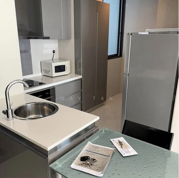 The Suites @ Central, 57-57A Devonshire Road, 1 Bedroom, 657 sqft, Condominium For Rent, by May Tan, 500099543 - Kitchen - PropertyGuru.com.sg