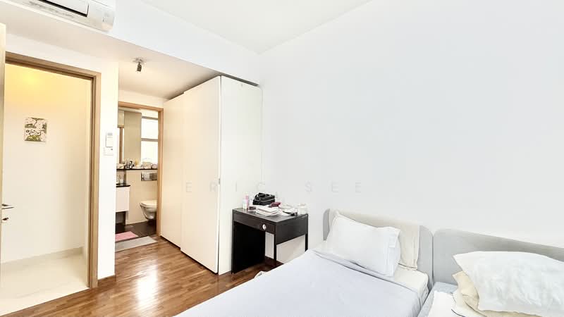 Atrium Residences Apartment For Sale at S$ 1,680,000 | PropertyGuru Singapore - EnSuite Master Bedroom