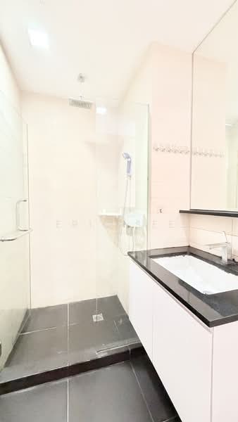 Atrium Residences, 9 Lorong 28 Geylang, 3 Bedrooms, 1,012 sqft, Apartment For Sale, by Eric See, 500099559 - Bathroom - PropertyGuru.com.sg