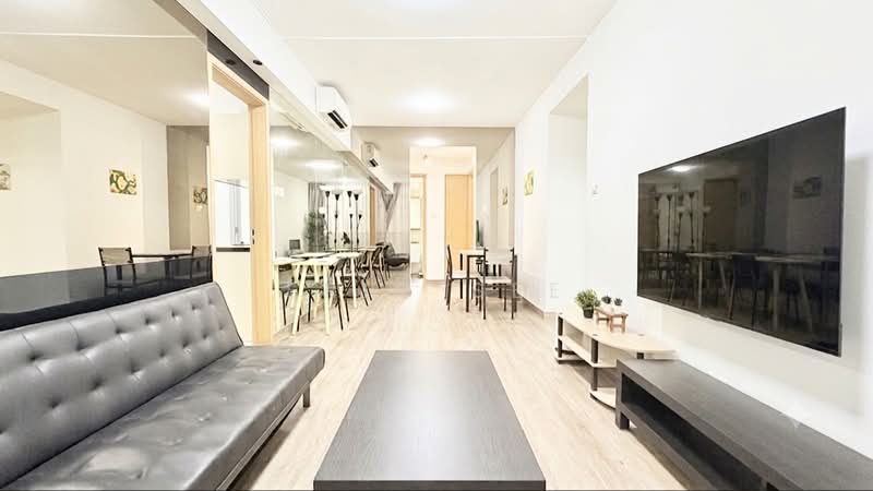 Atrium Residences, 9 Lorong 28 Geylang, 3 Bedrooms, 1,012 sqft, Apartment For Sale, by Eric See, 500099559 - Living Room - PropertyGuru.com.sg