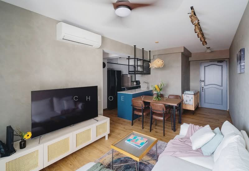 747B Bedok Reservoir Crescent, 747B Bedok Reservoir Crescent, 2 Bedrooms, 926 sqft, HDB Flat For Sale, by Chloe Yap, 500099577 - Living Room - PropertyGuru.com.sg