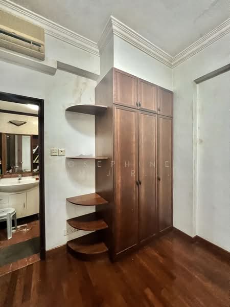 Springdale Condo Condominium For Sale at S$ 1,800,000 | PropertyGuru Singapore - Interior