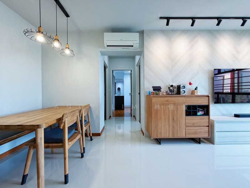 53 Strathmore Avenue HDB Flat For Sale at S$ 1,280,000 | PropertyGuru Singapore - Dining Room