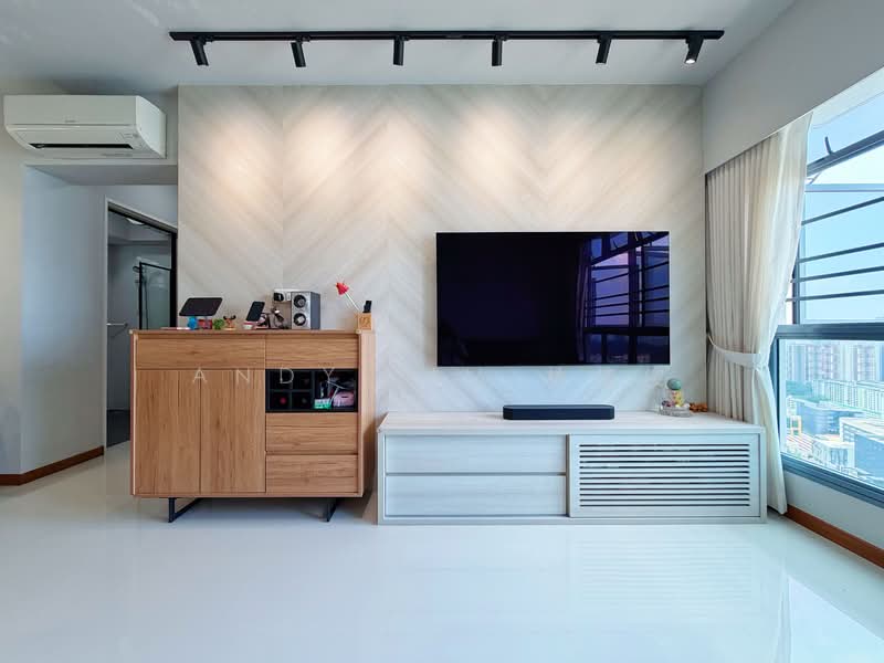 53 Strathmore Avenue HDB Flat For Sale at S$ 1,280,000 | PropertyGuru Singapore - Living Room